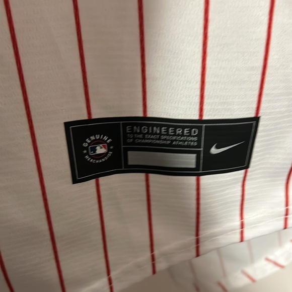 Phillies JT Realmuto jersey with 2022 World Series patch xxl - Picture 4 of 5